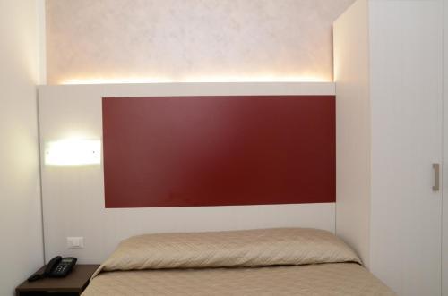Hotel Lido Mazzini Лоано Екстериор снимка